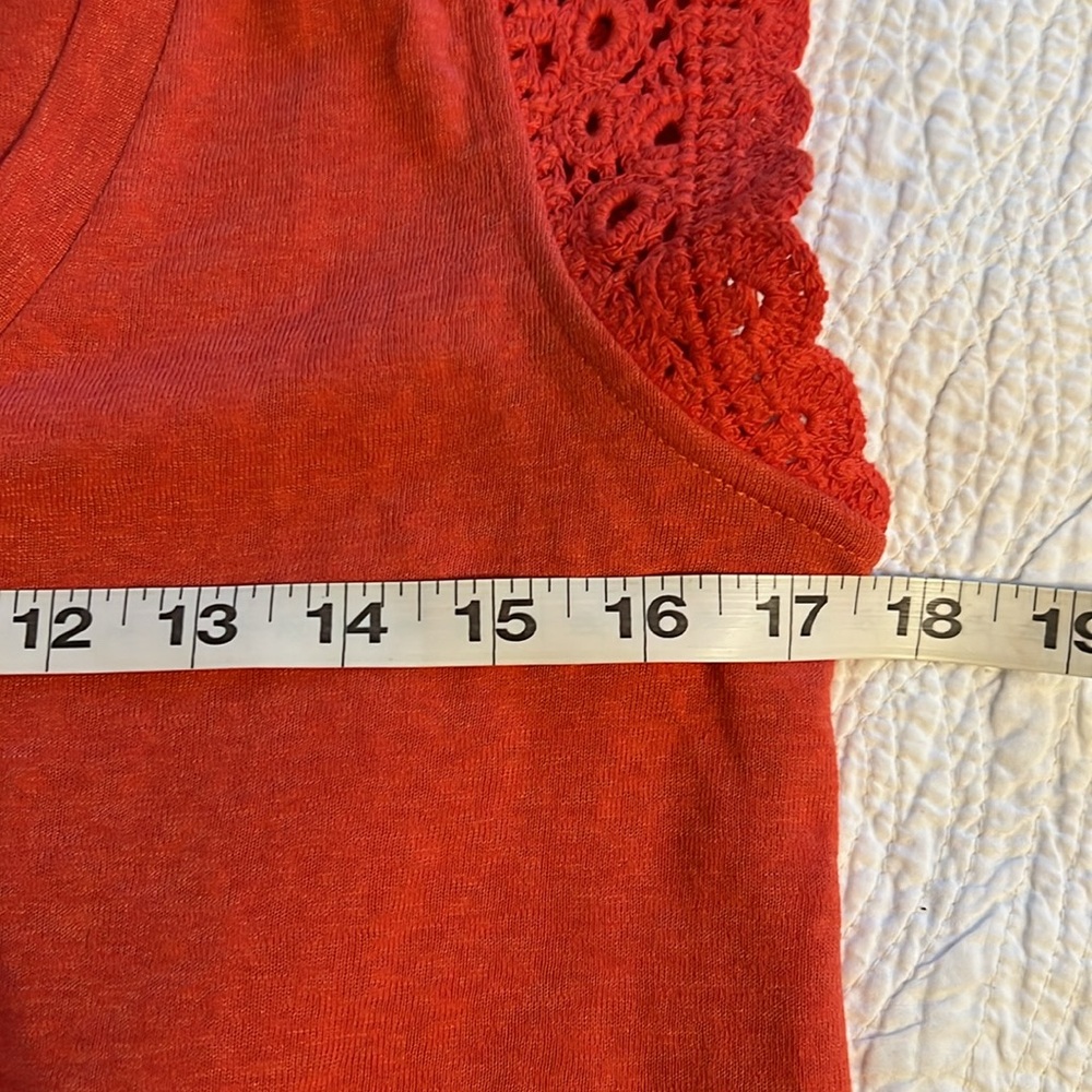 NWT Loft Coral Lace Cap Sleeve Top - Picture 7 of 9